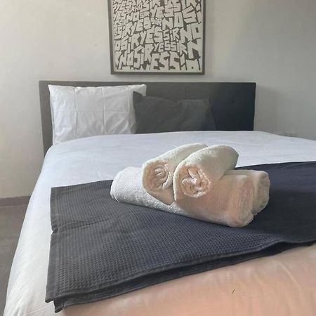 Lovely Flat In The Center 36 Apartment Tel Aviv Exterior foto