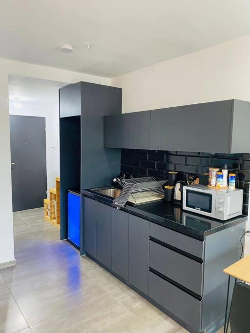 Lovely Flat In The Center 36 Apartment Tel Aviv Exterior foto